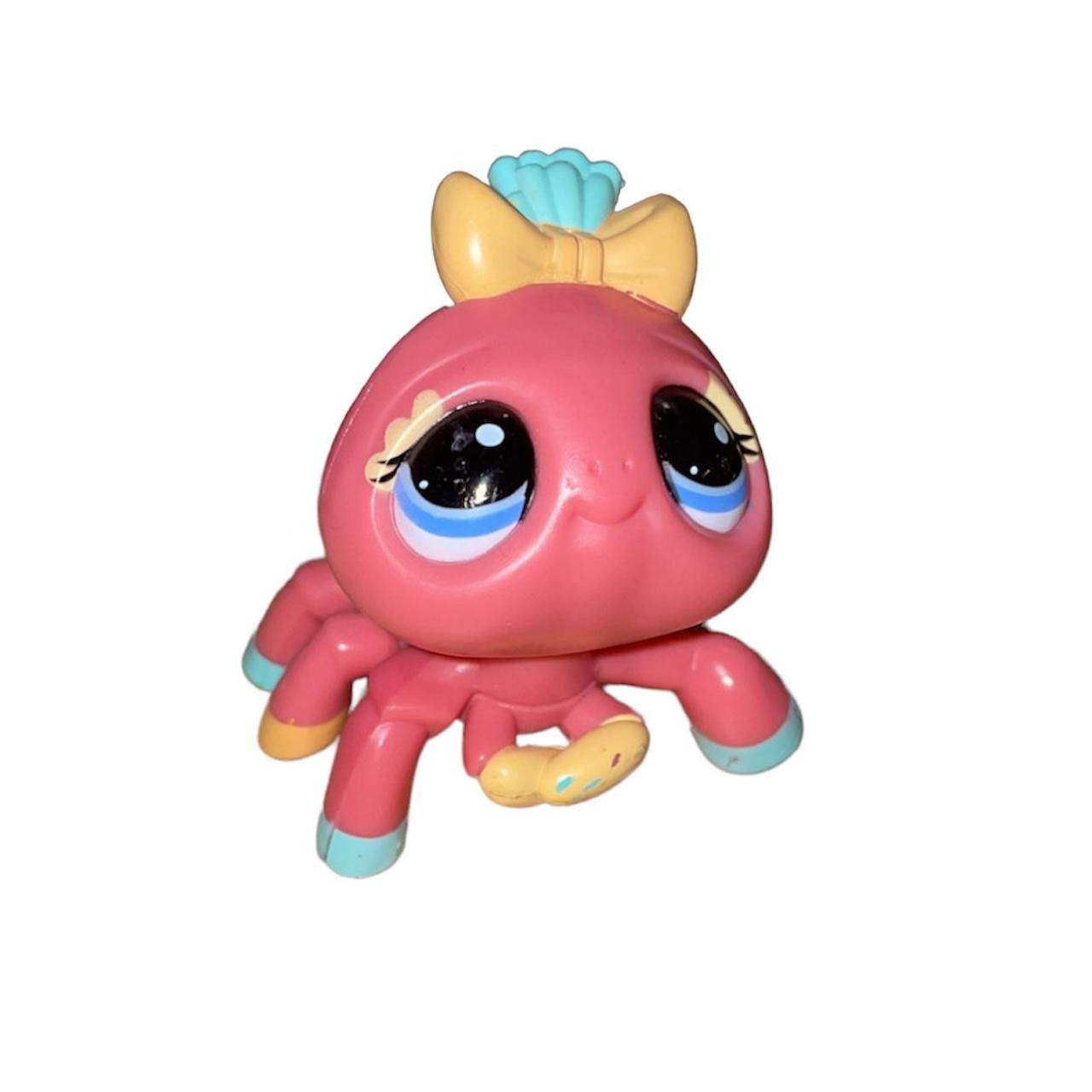 置物 pink spider ✿ littlest pet shop # 2124 pink electronic walkable | Depop