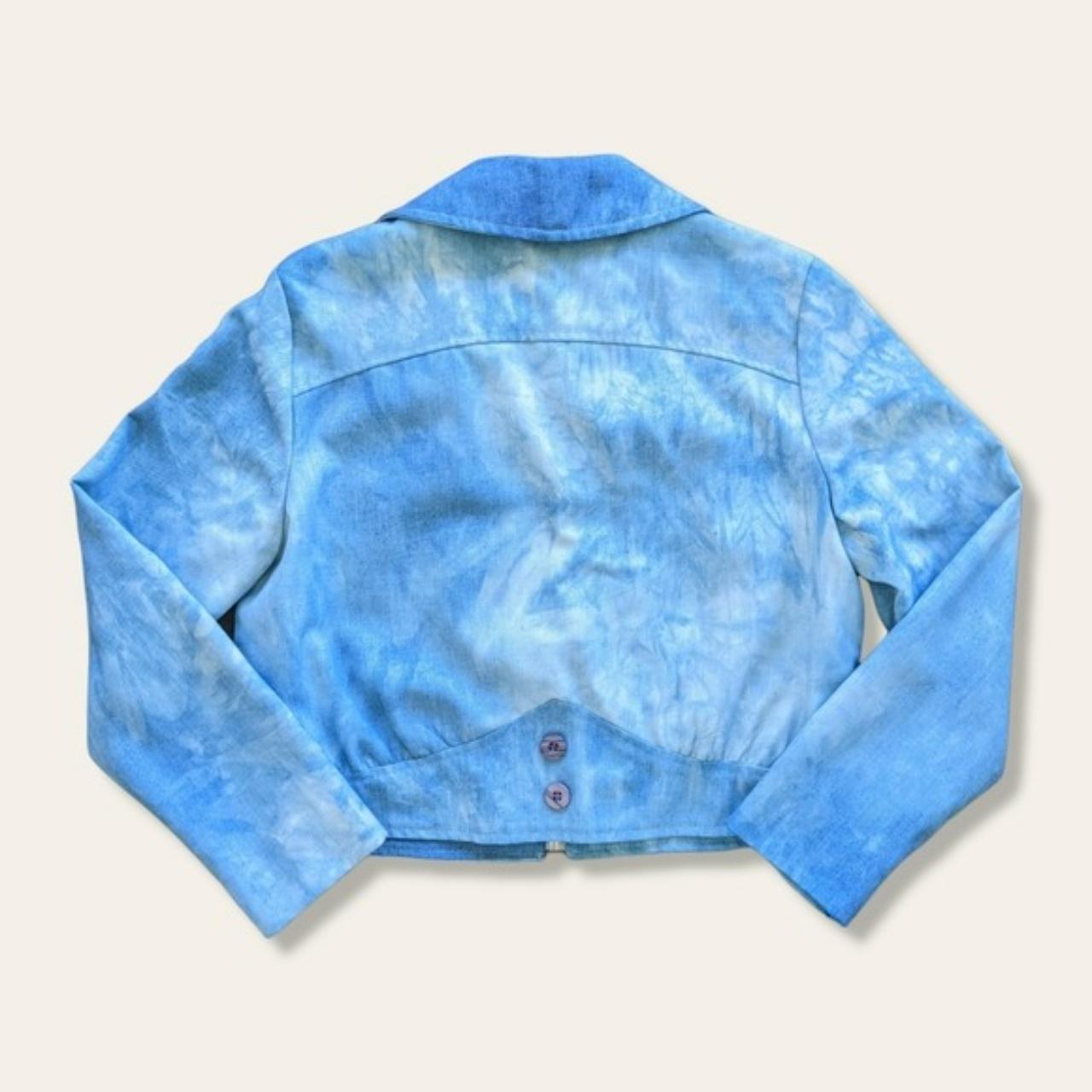 cute 70s era vintage jacket in a washed blue tie dye... - Depop