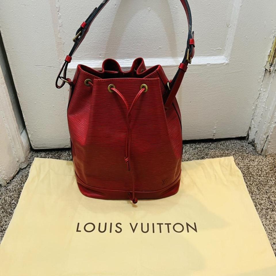 red interior Louis Vuitton purse! - Depop
