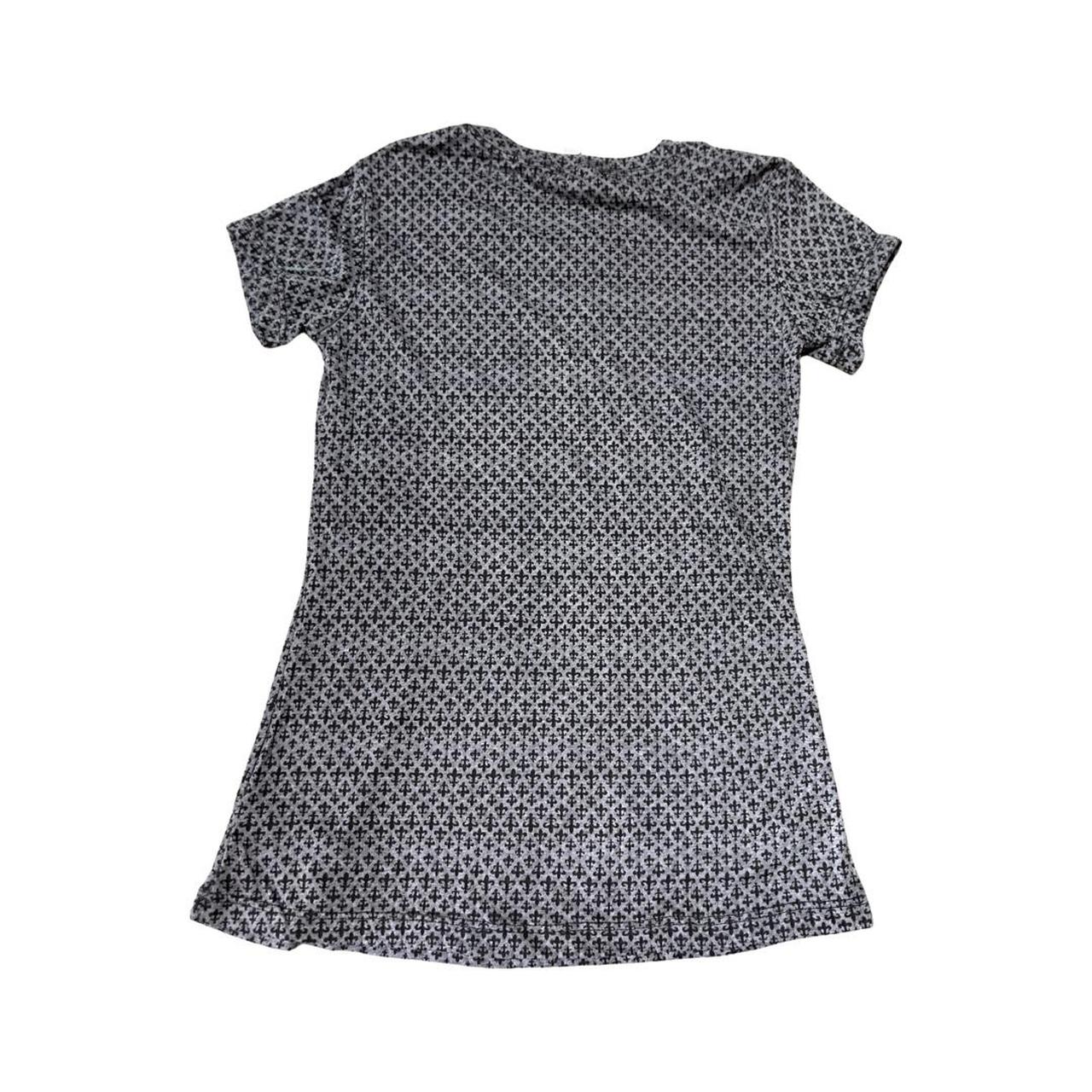 Delia's Women's Grey and Pink T-shirt (3)