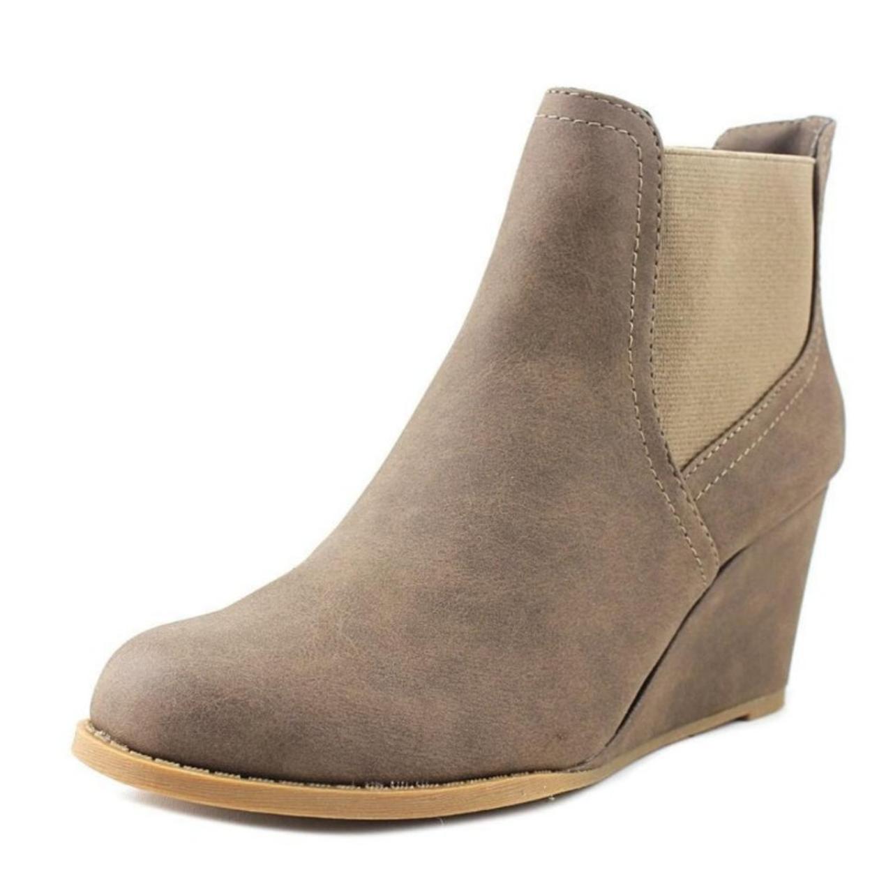 rampage taupe boots