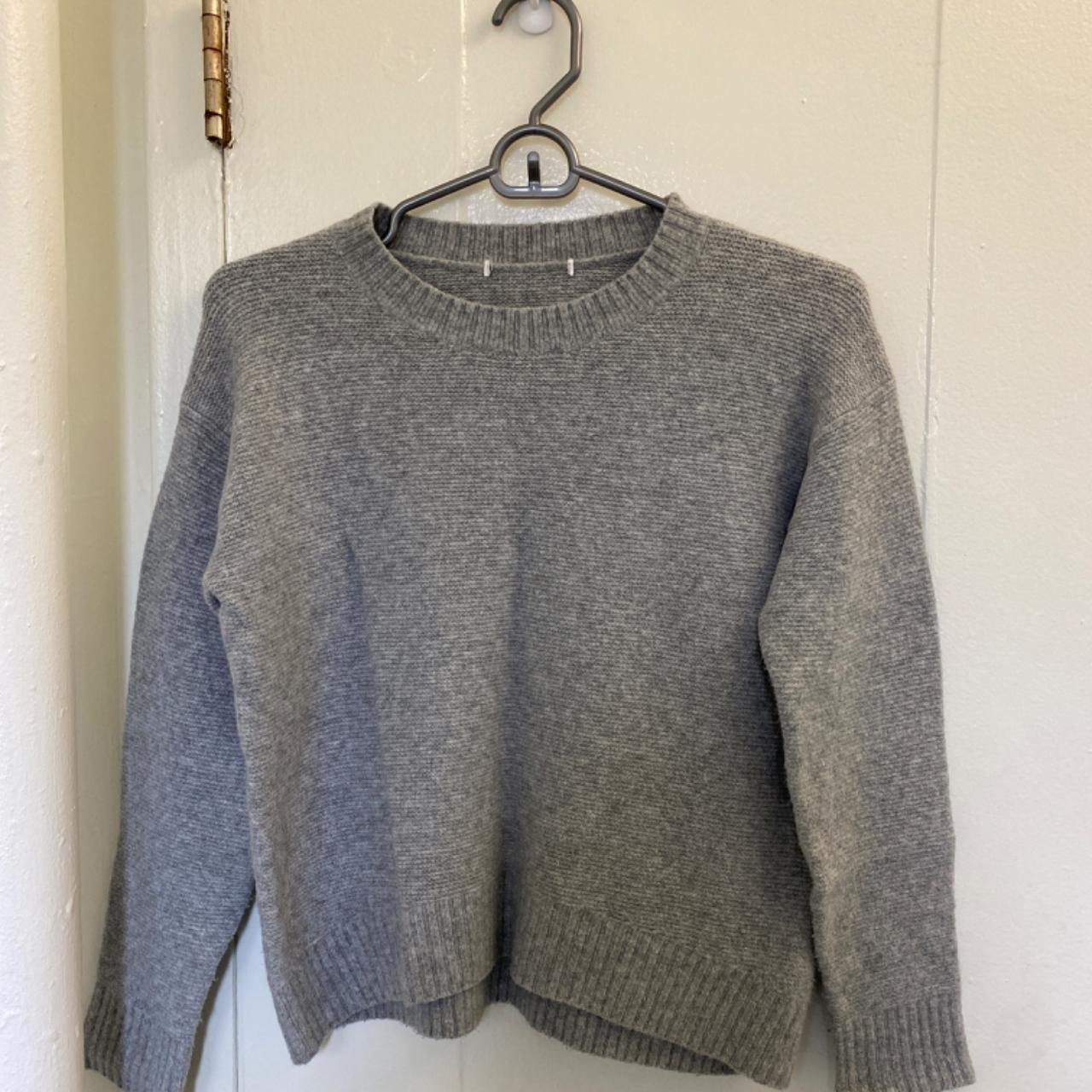 UNIQLO Women's Grey Jumper | Depop