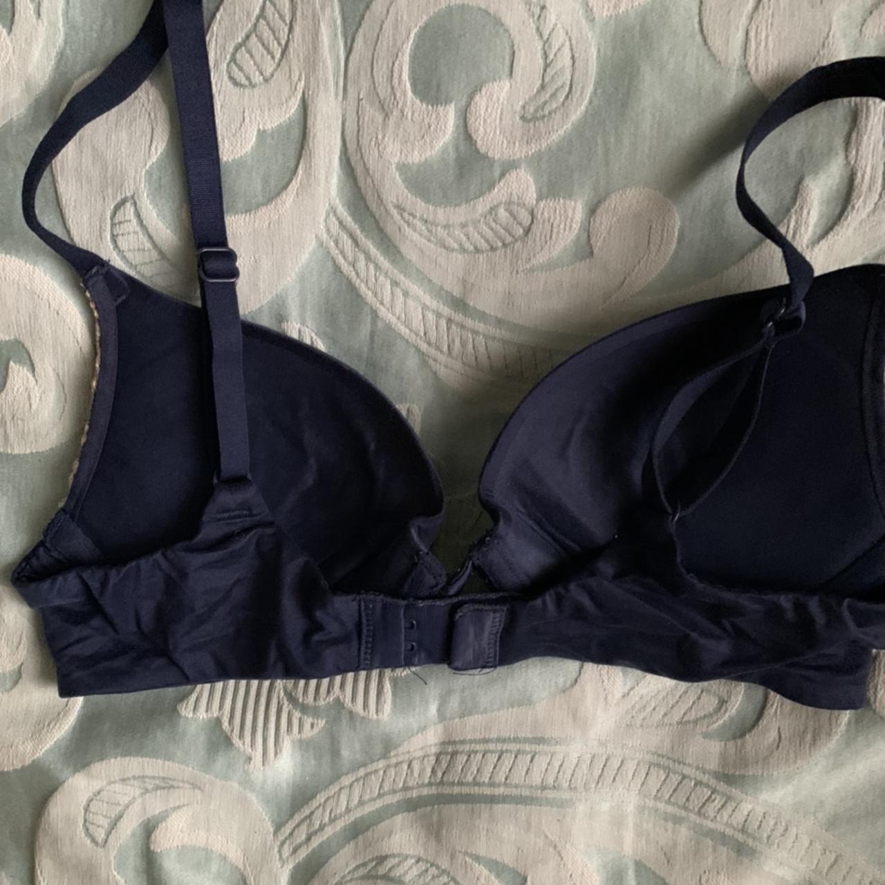 Victoria's Secret lace, padded bra New without tags - Depop