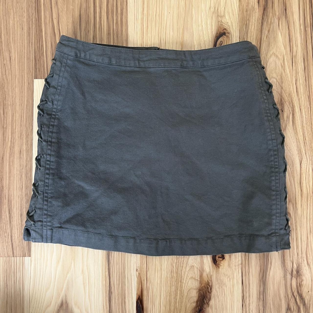 Chaser Women's Khaki and Green Skirt Depop