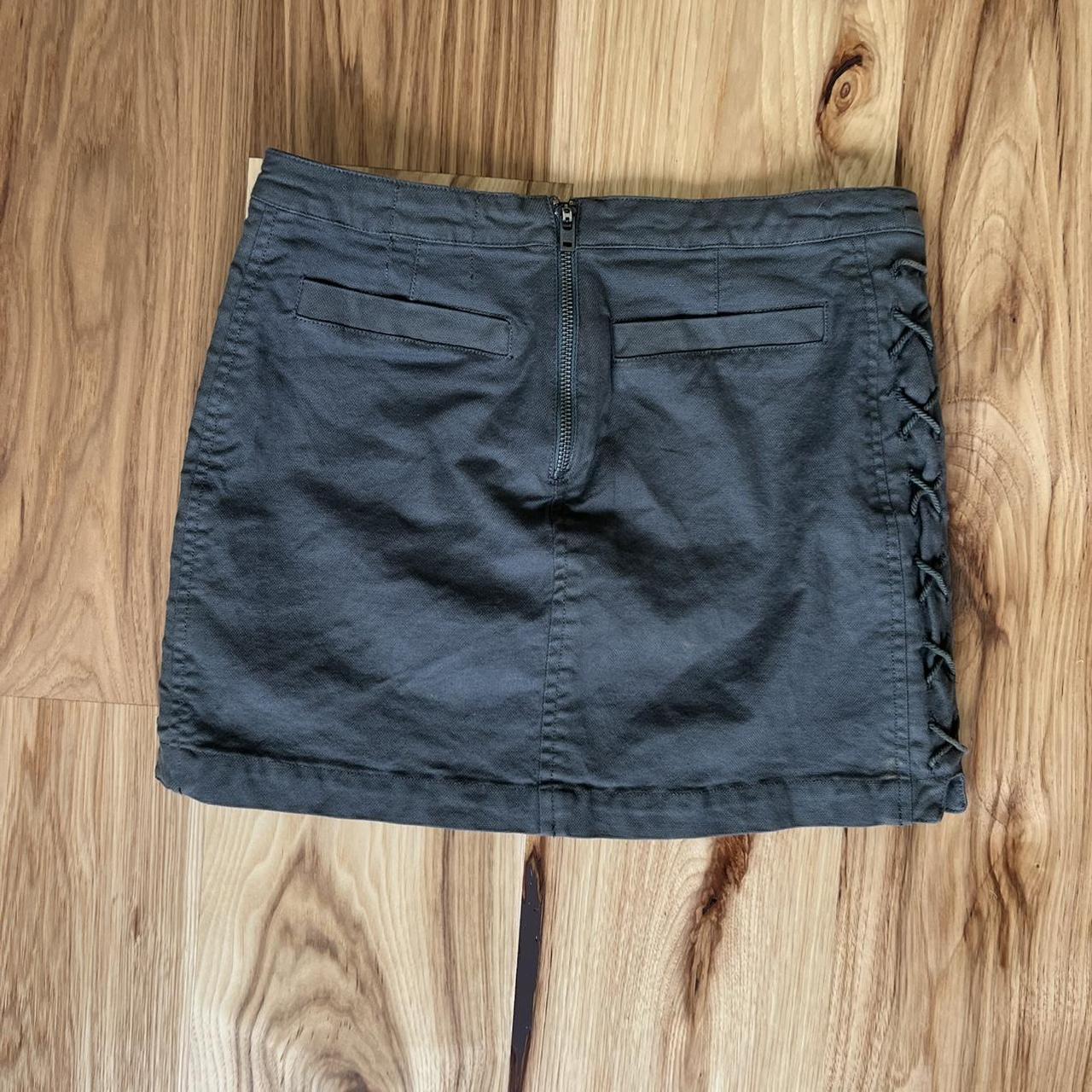 Chaser Women's Khaki and Green Skirt Depop