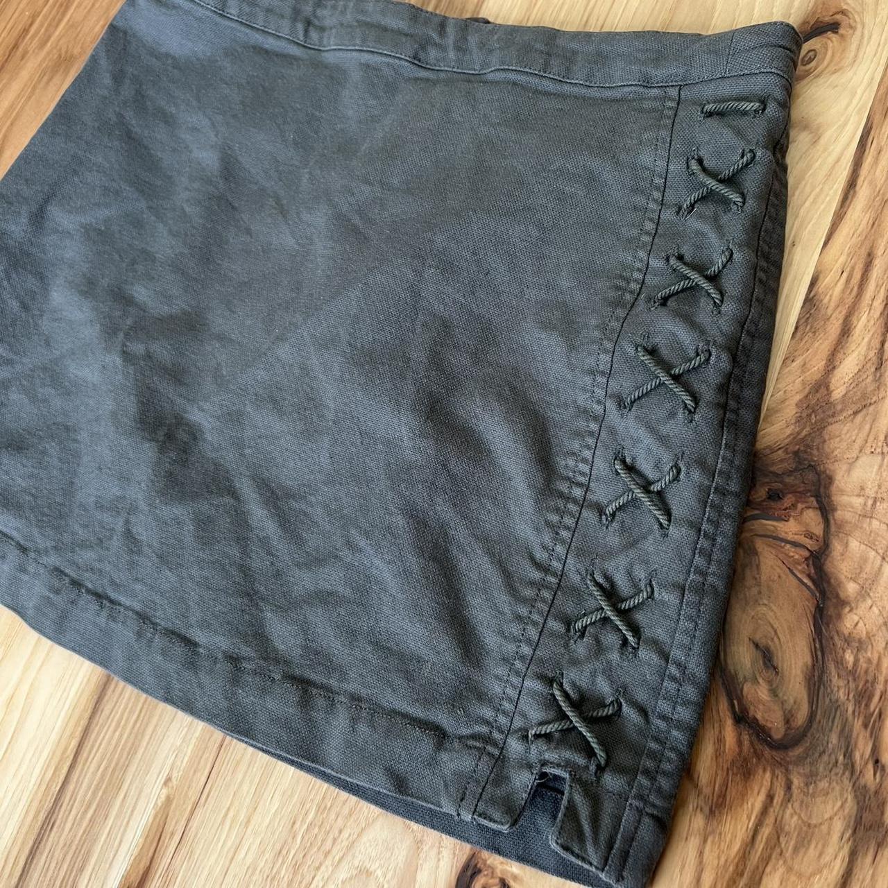 Chaser Women's Khaki and Green Skirt Depop