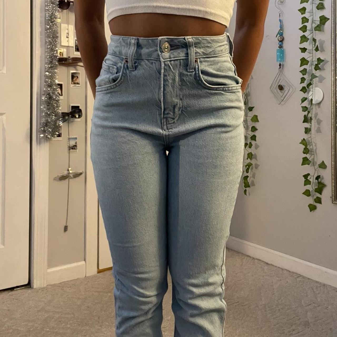 BDG urban outfitters light wash jeans. size 24.... - Depop