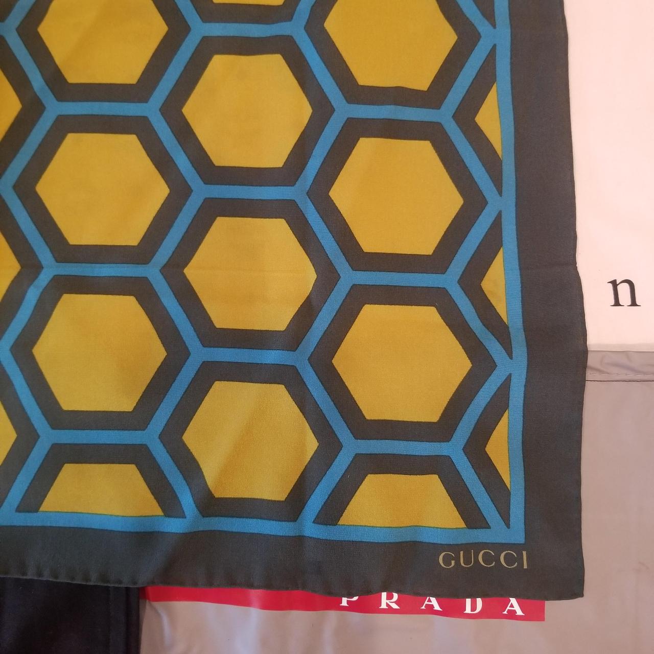 Gucci Women's Blue and Green Scarfwraps Depop