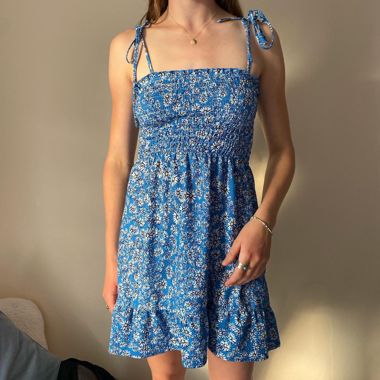 Topshop daisy blue dress. With ties ah ...