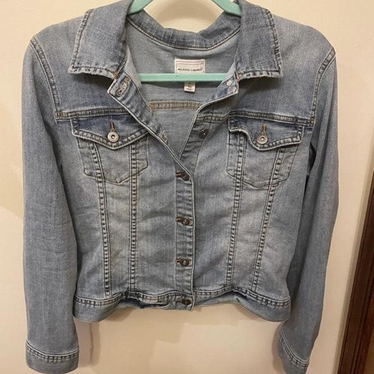 Melrose and Market jean jacket in a womens medium... - Depop