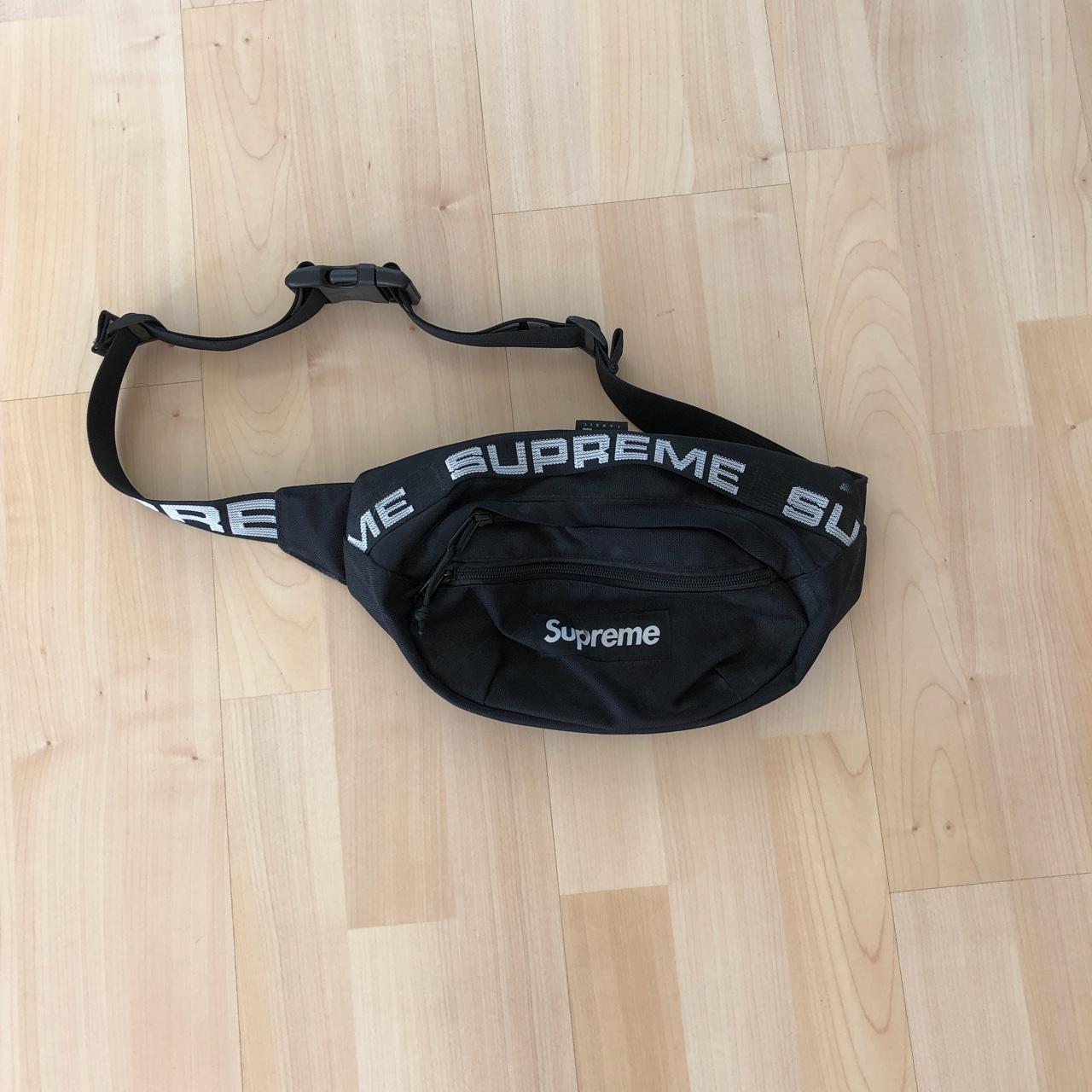 Supreme Waistbag - Depop