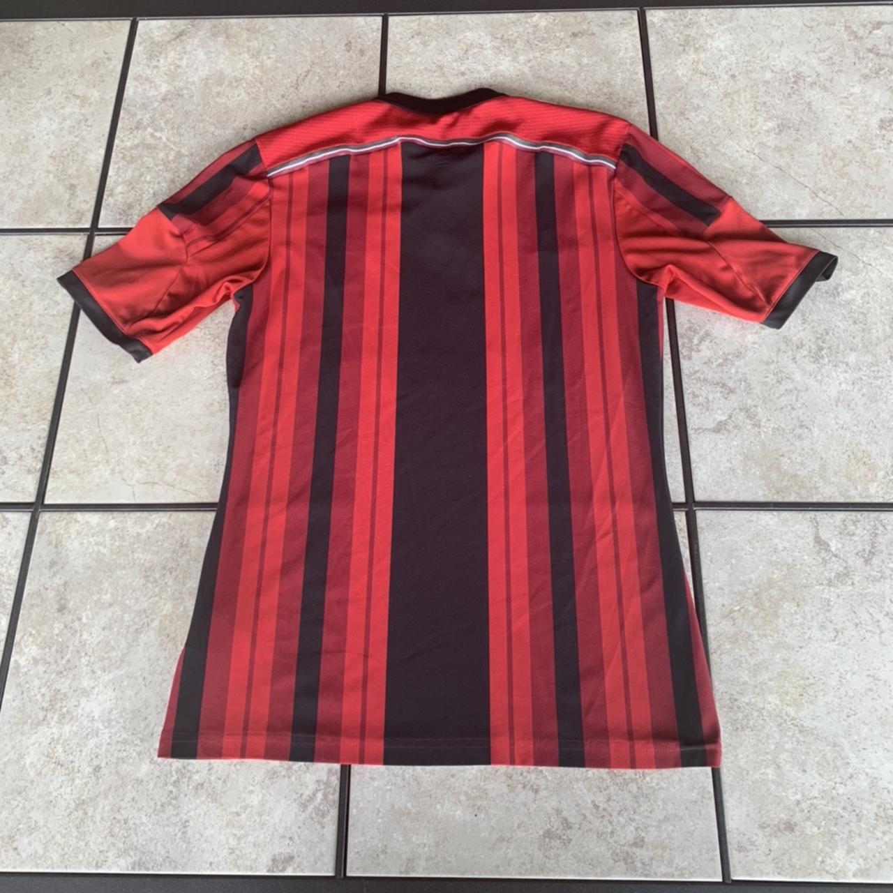 Adidas Men's Red and Black T-shirt | Depop