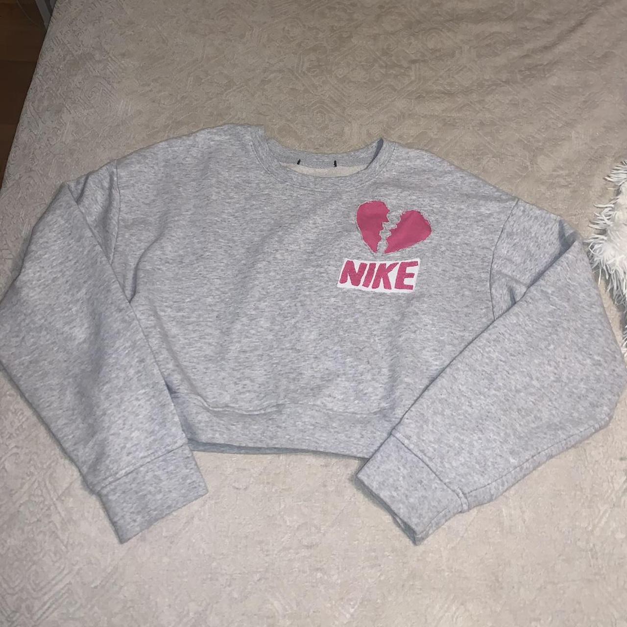nike heart crewneck
