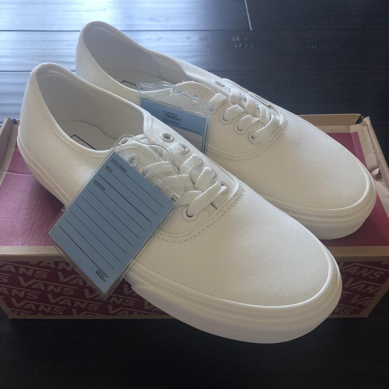 white vans mens 10.5