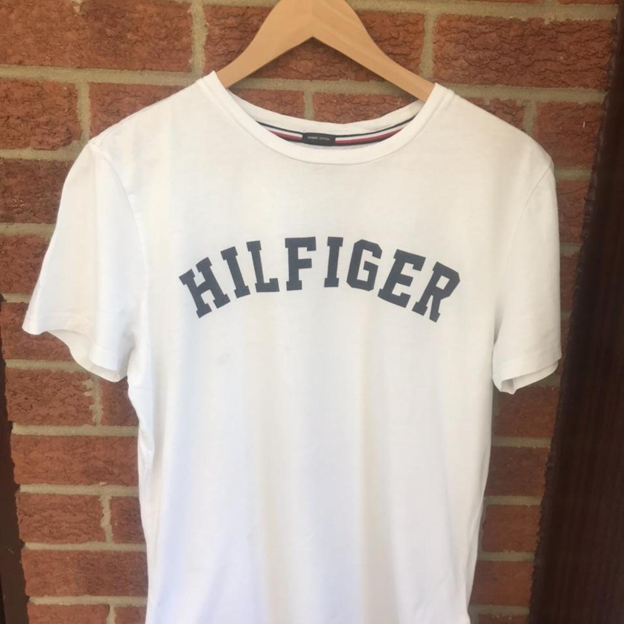 Hilfiger T-Shirt Colour - White Size - Medium - Depop