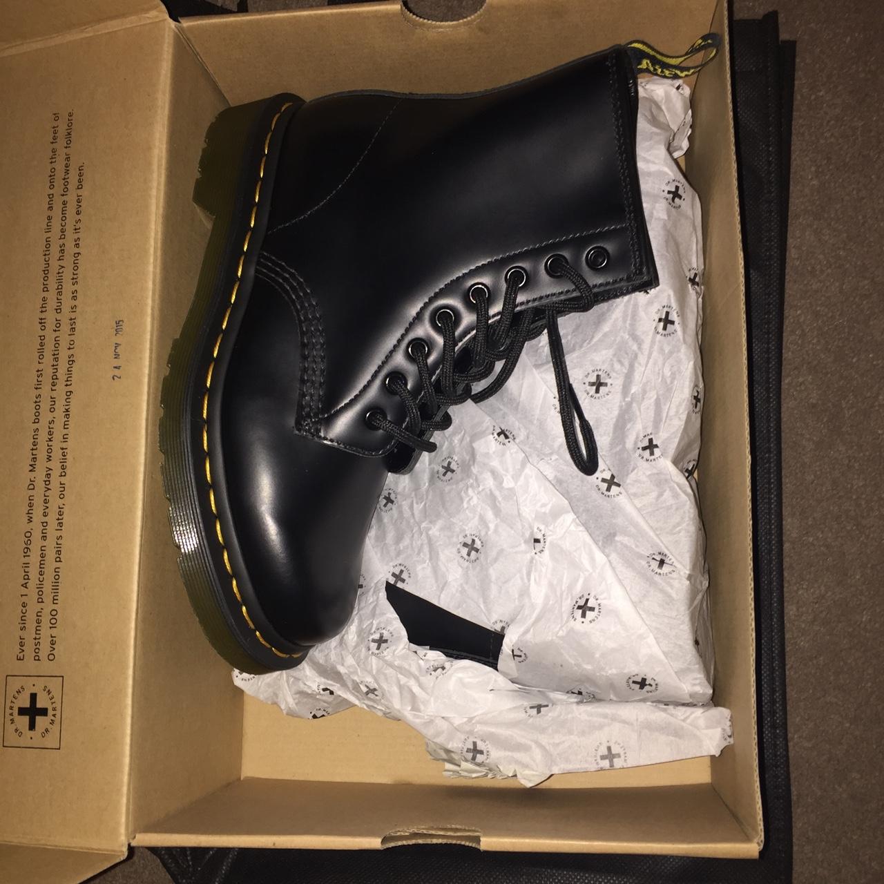 martens black smooth