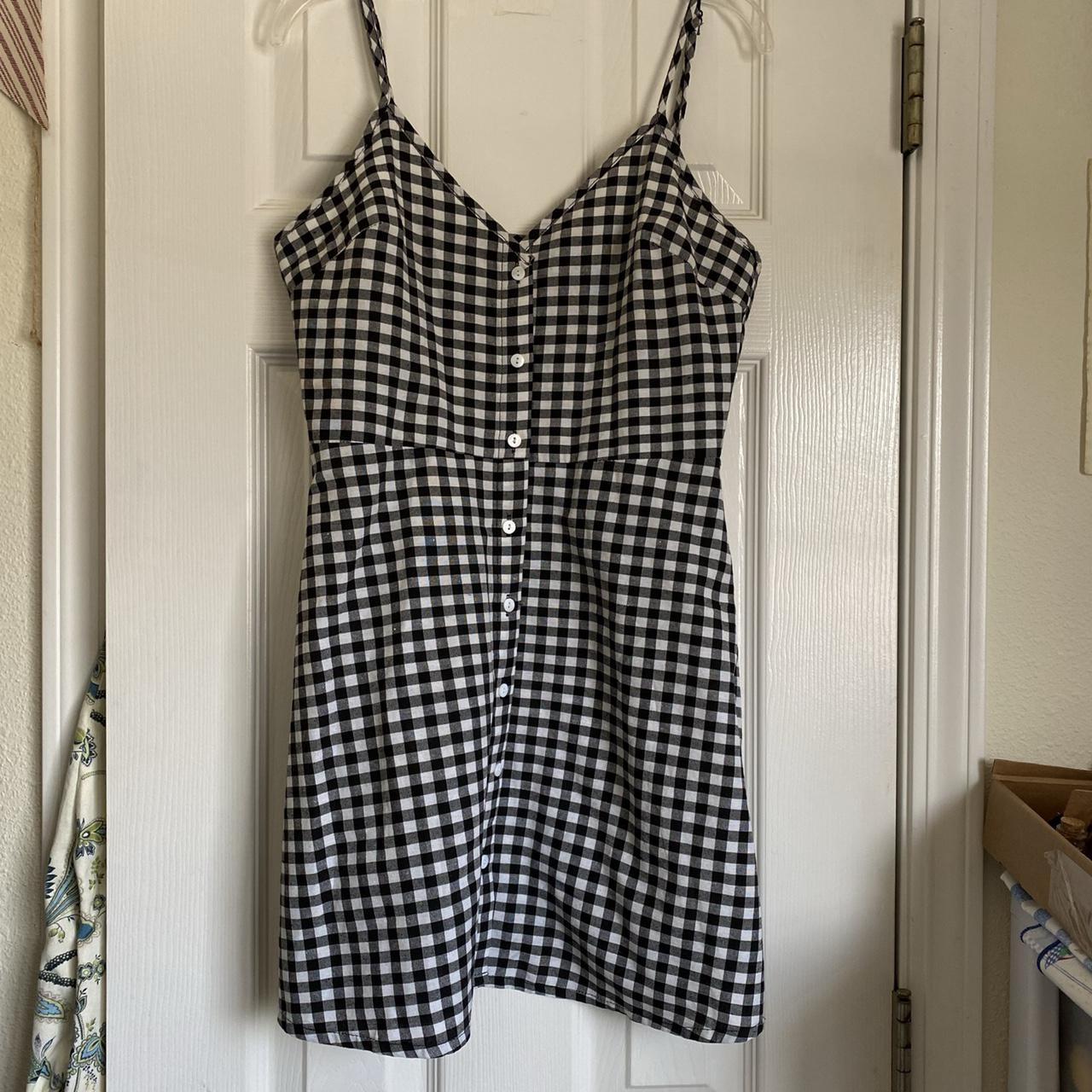Adorable cottagecore black and white checkered... - Depop