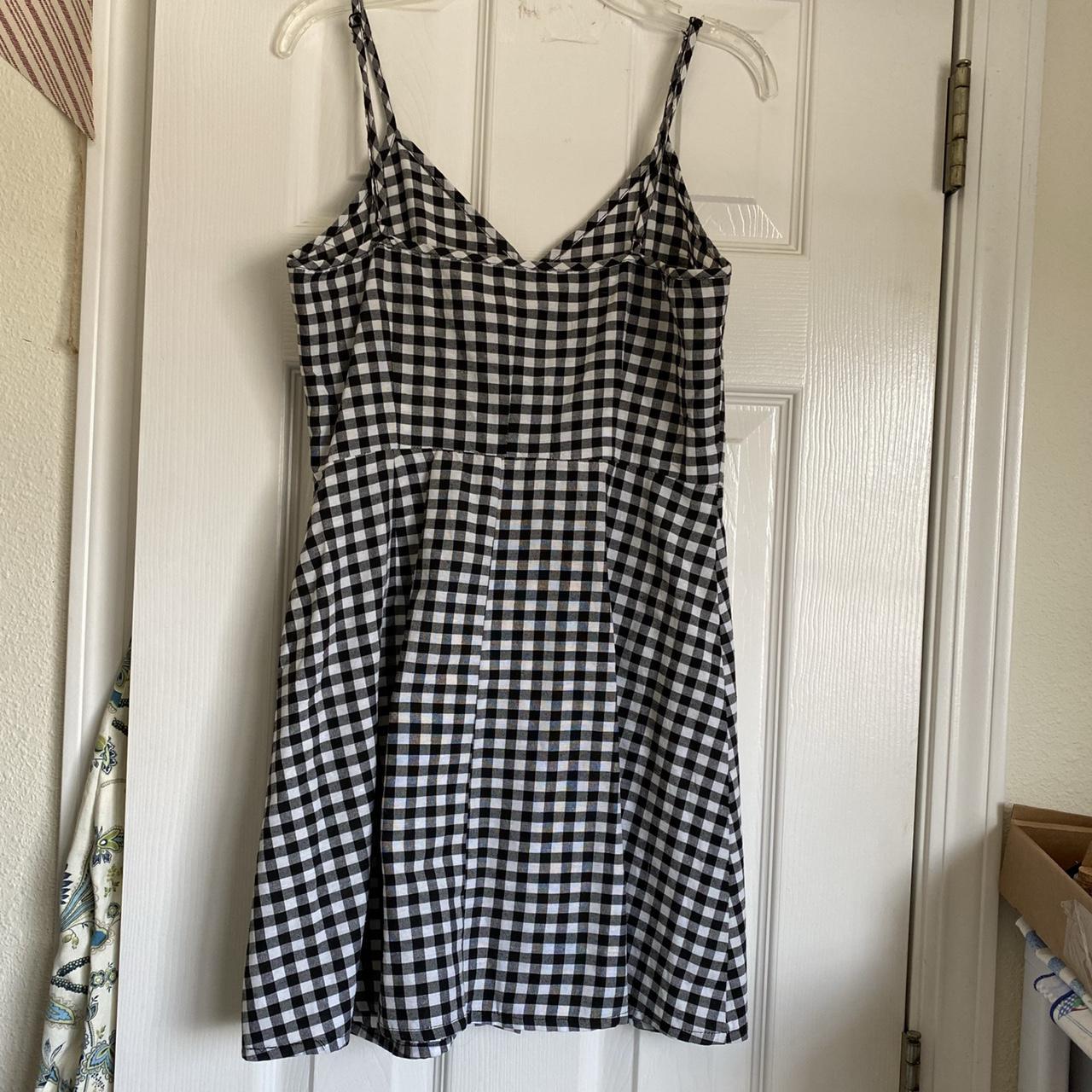 Adorable cottagecore black and white checkered... - Depop