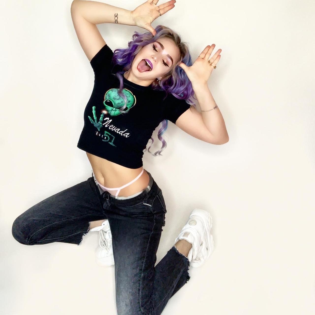 Women's Crop-top (3)
