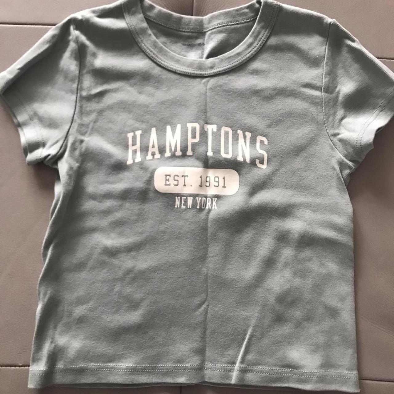 brandy melville hamptons tee - never worn, perfect - Depop