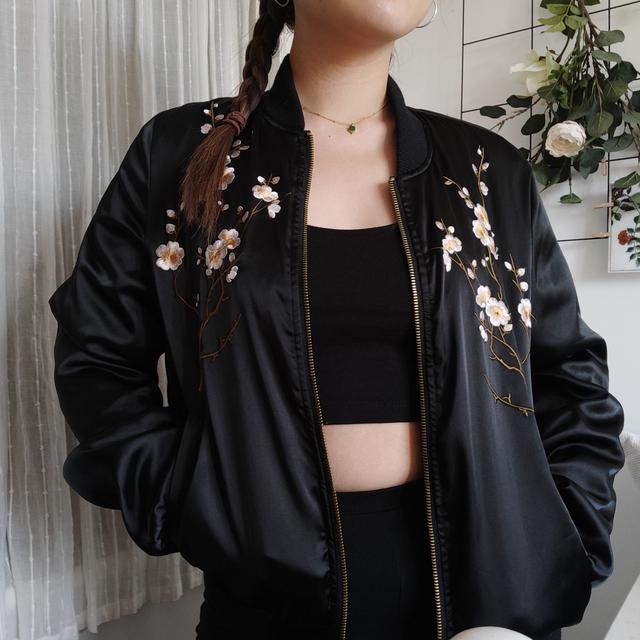 Black bomber jacket outlet with flowers