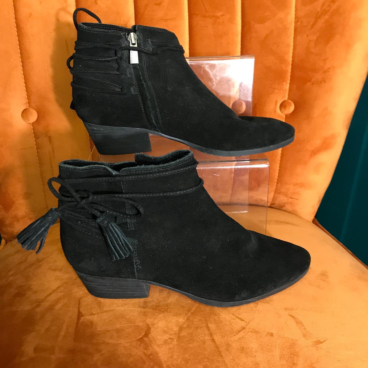 vince camuto black boots