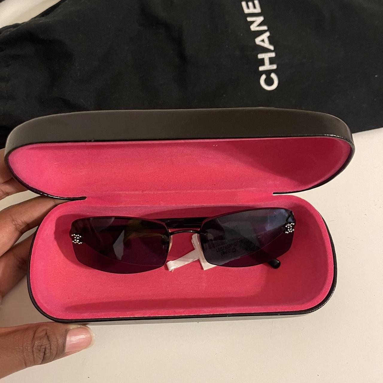 Chanel Women's Black Sunglasses Depop