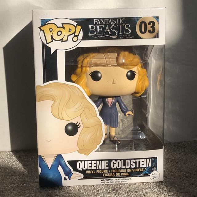 Funko pop queenie deals goldstein