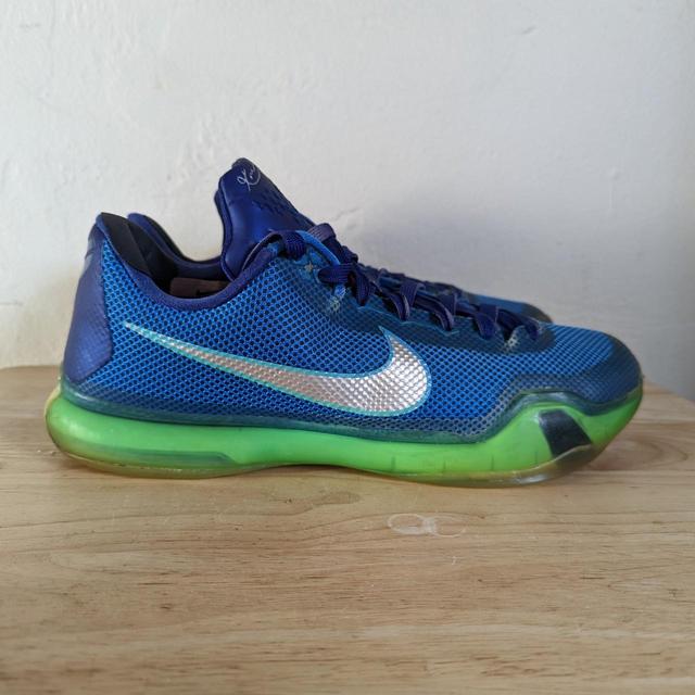 Kobe 10 hot sale emerald blue