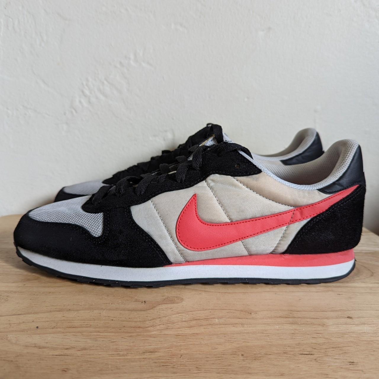Nike Men's White Pink Trainers Depop
