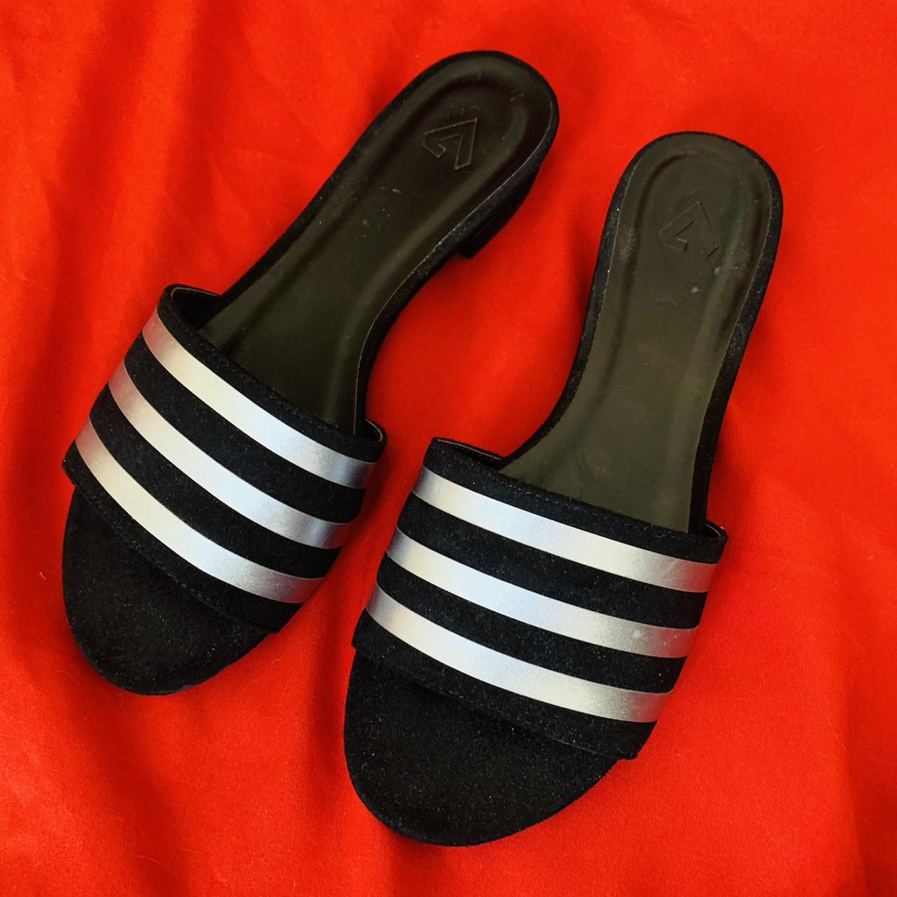 Dolls Kill Women's Black and Silver Sandals