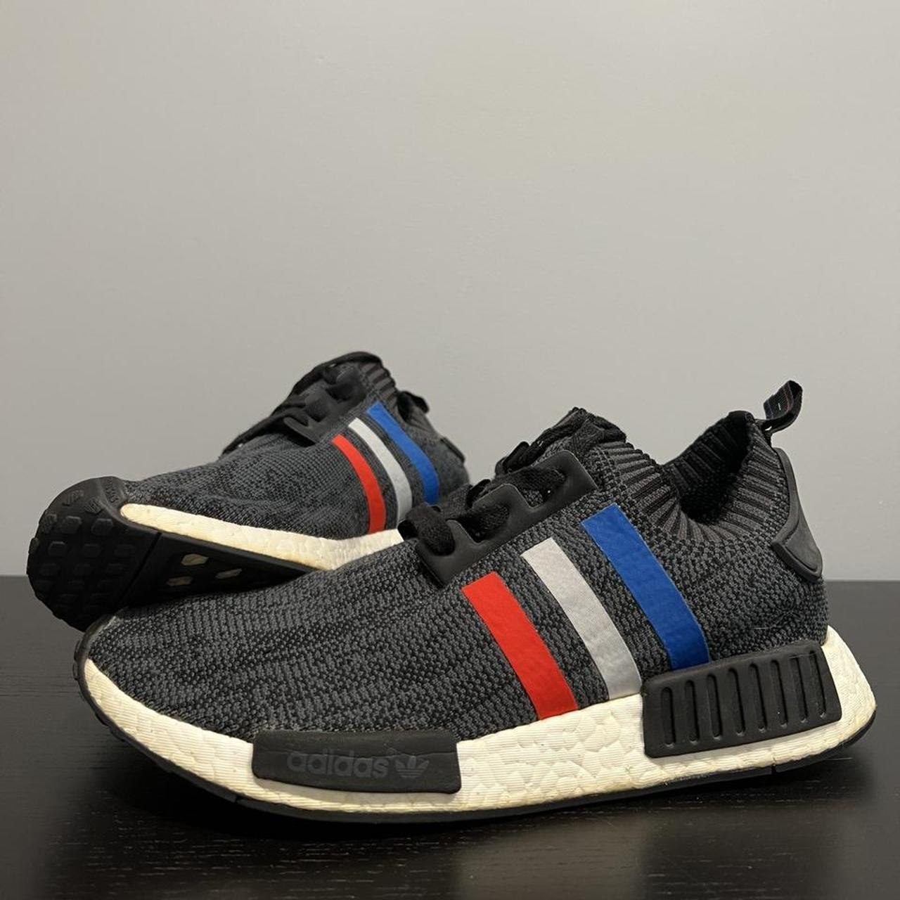 Nmd r1 black tricolor best sale