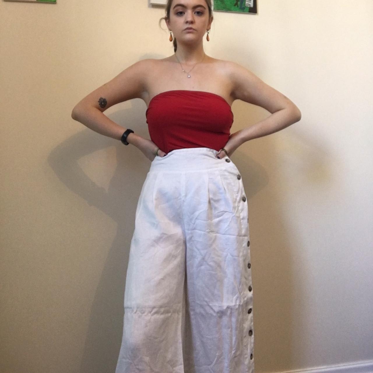 White linen dress pants that are so comfortable.... Depop