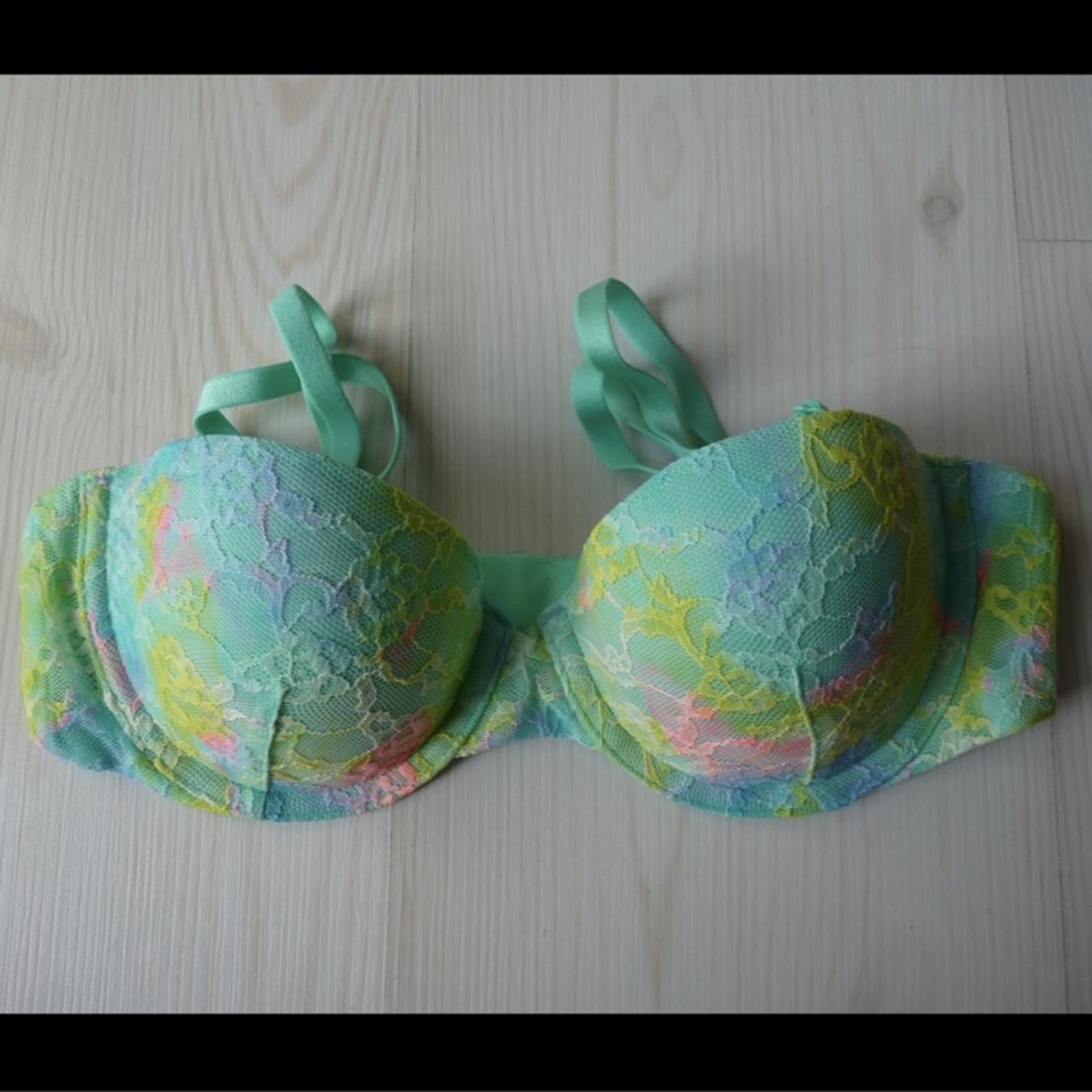 Victoria's Secret bra Can be strapless or not Very - Depop