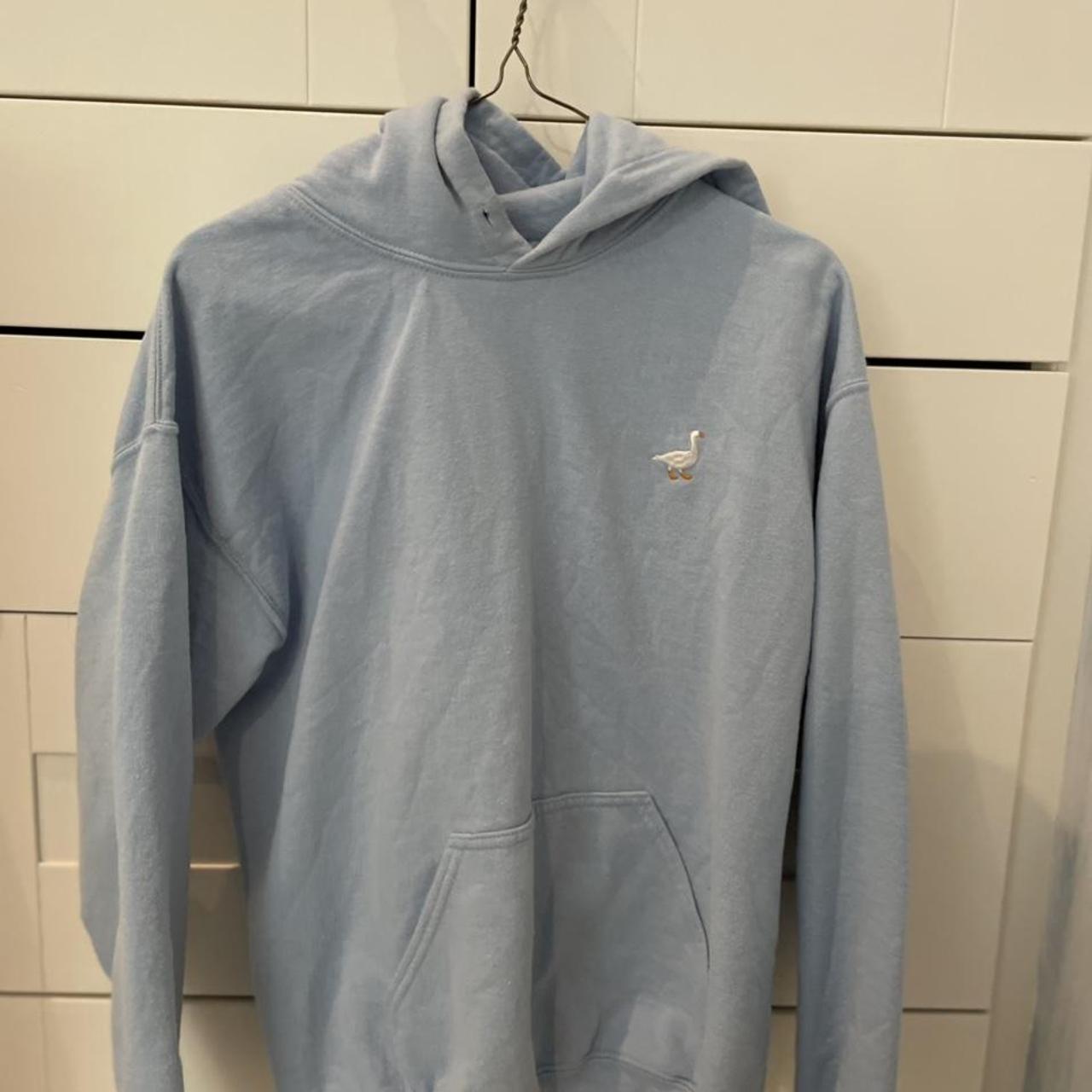 Goose & Gander Women's Blue and White Hoodie Depop