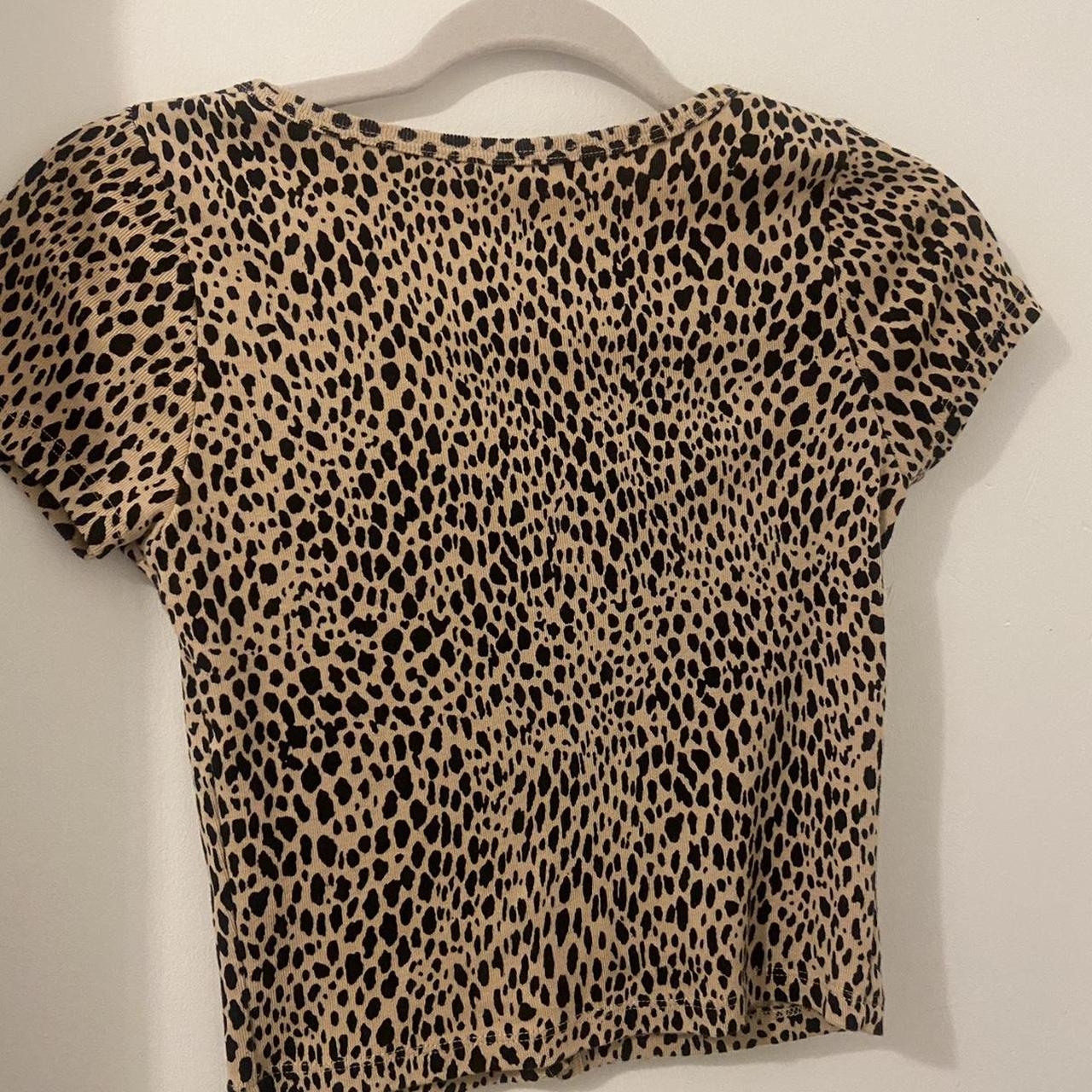 Brandy Melville Cheetah Zella top 🤎🖤never worn... - Depop