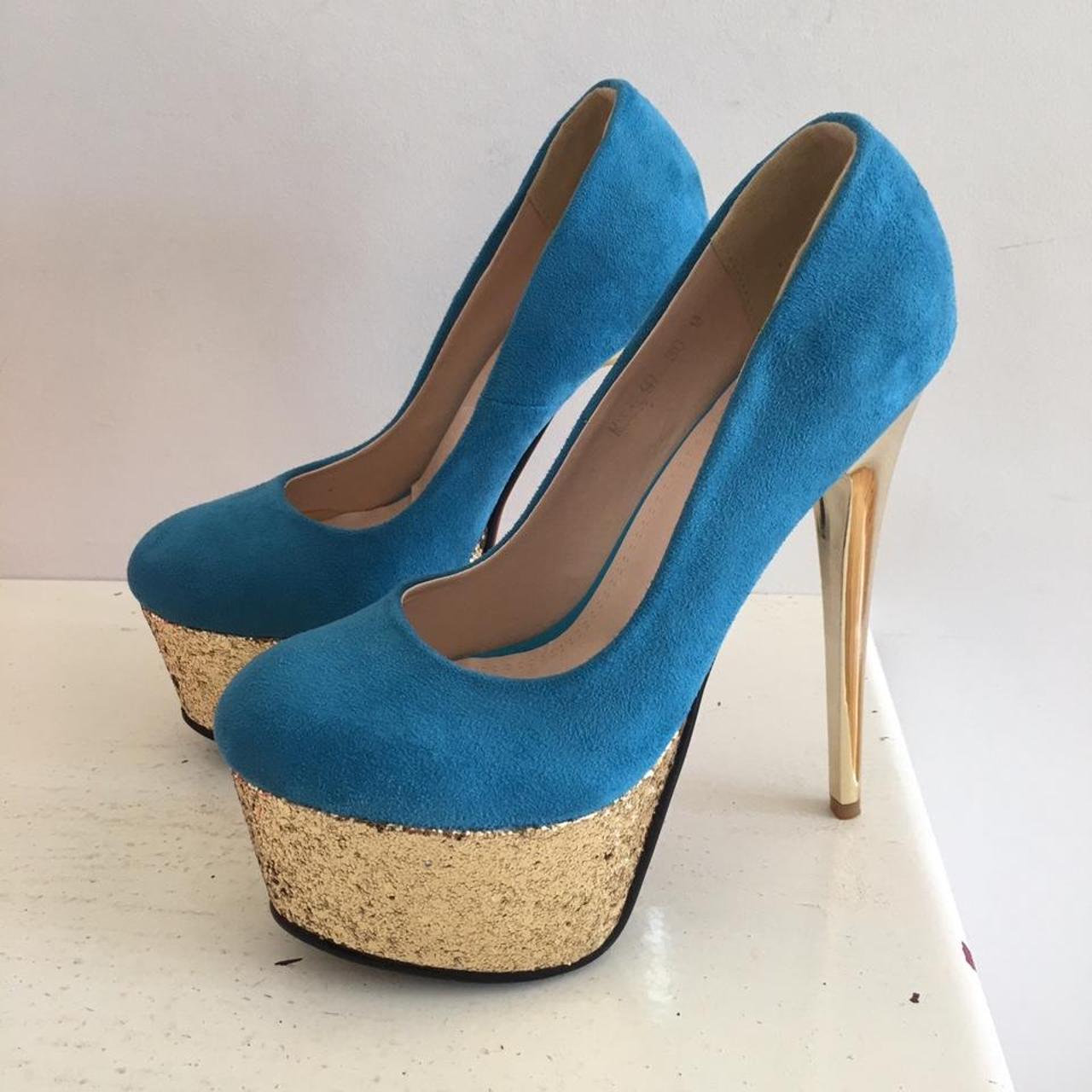 Women's Blue and Gold | Depop