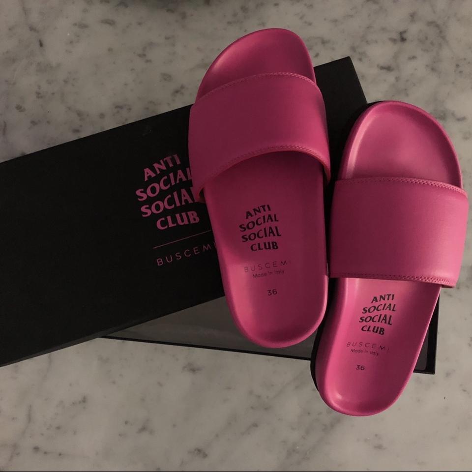 Brand New Anti Social Club Buscemi Slides Size 6