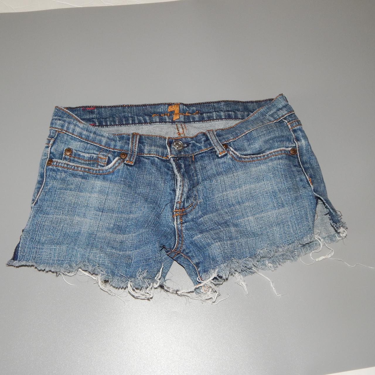 7 For All Mankind Women Cut Off Shorts Size 26 - Depop