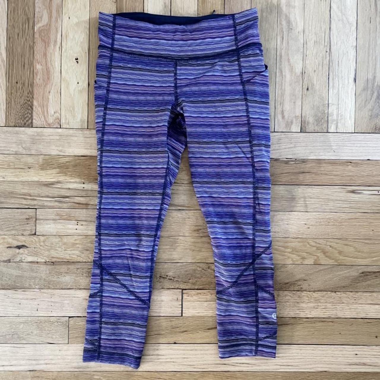 💜 Lululemon Purple Stripe Leggings 💜 Excellent - Depop