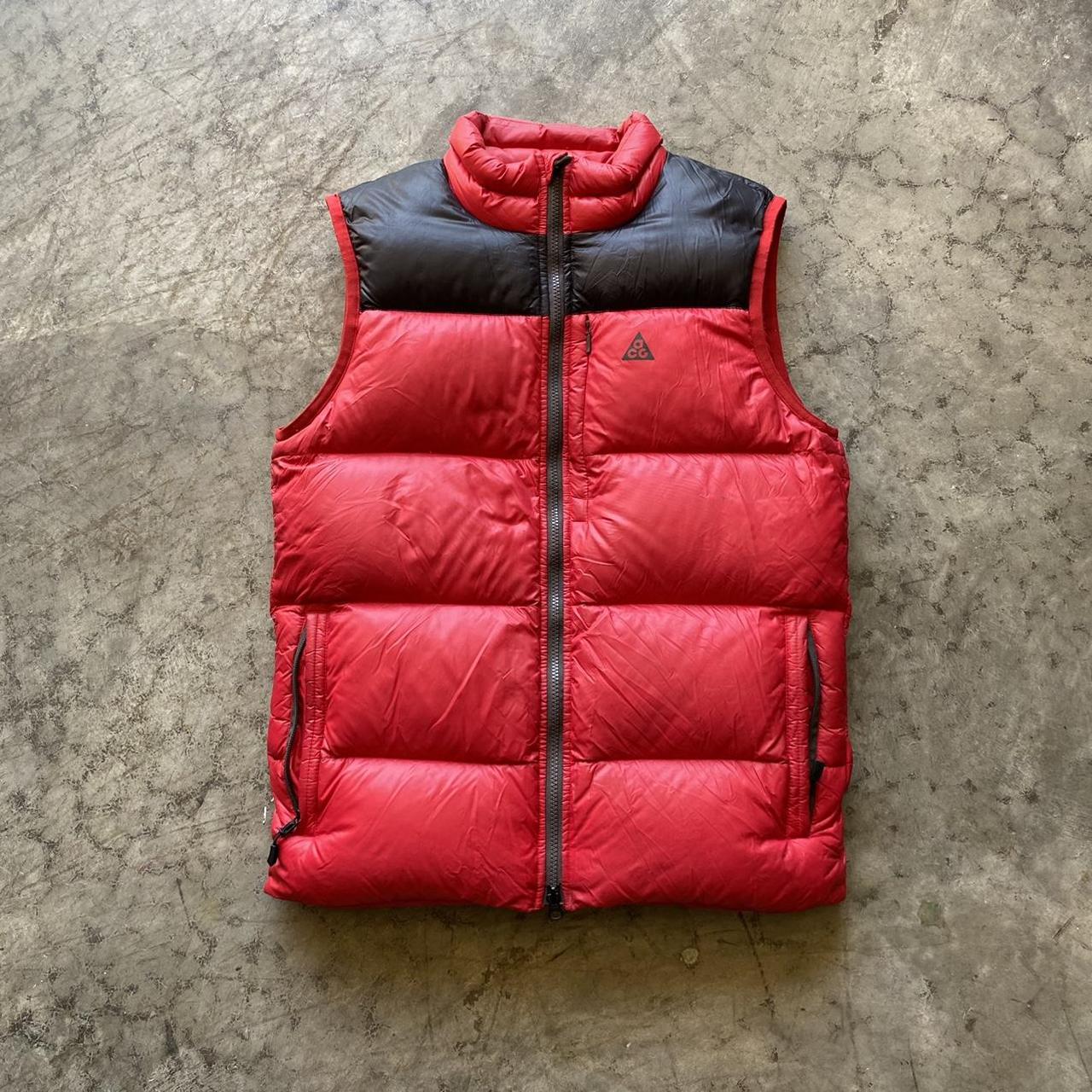 nike acg puffer vest