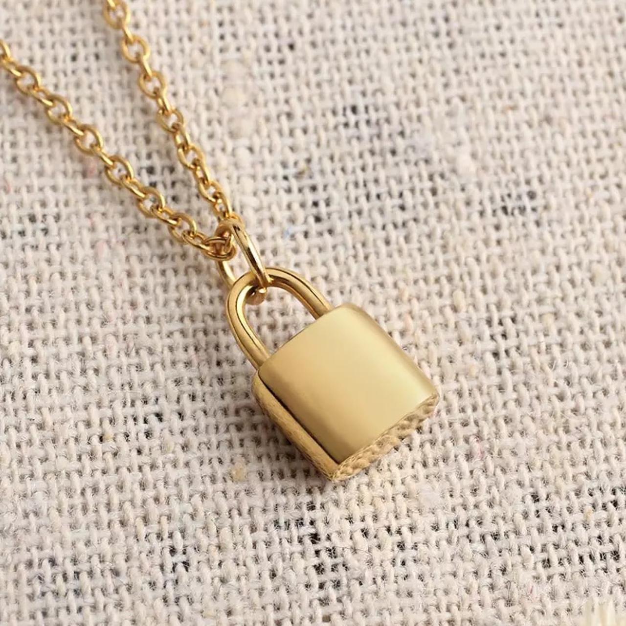 Gold plated padlock necklace Clearance