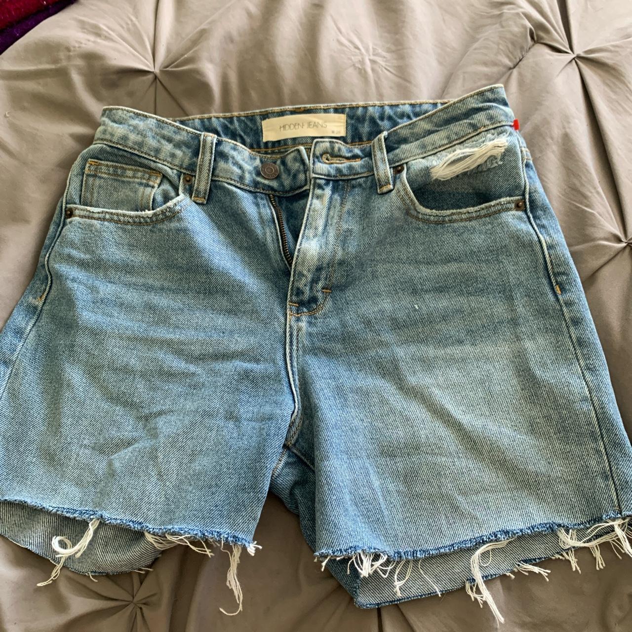 Hidden Jean shorts size w 26 - Depop