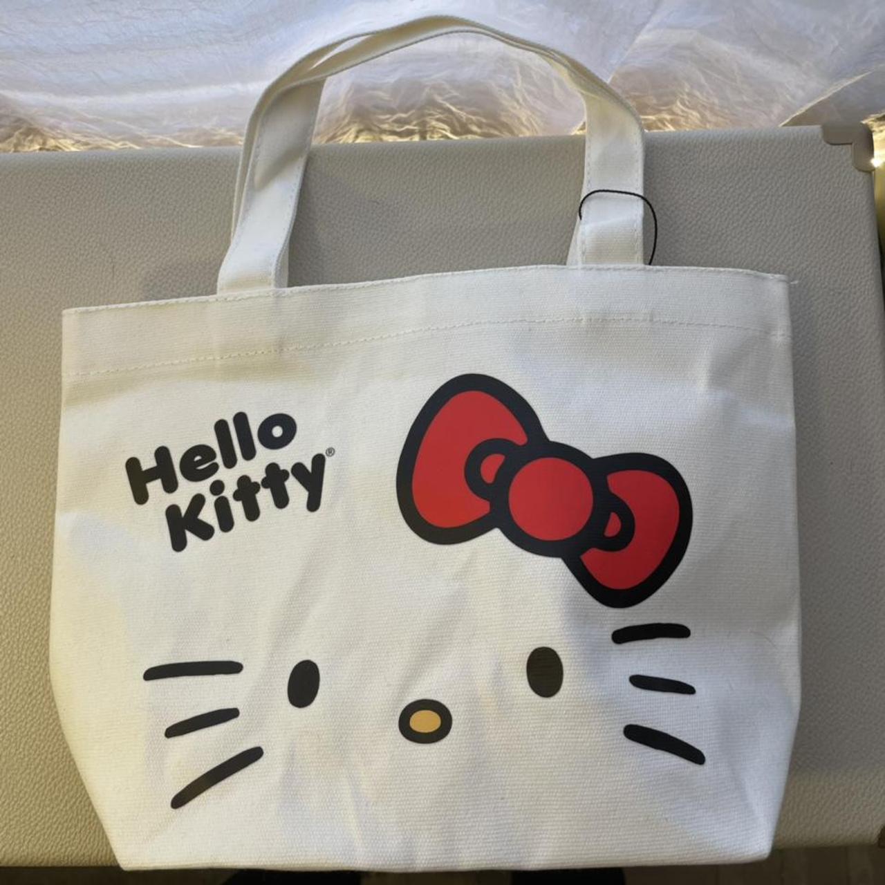 Hello Kitty Women's White Bag | Depop