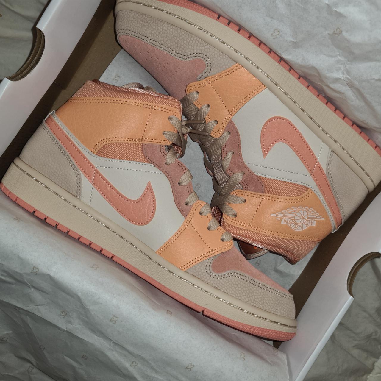 women's jordan 1 mid apricot orange