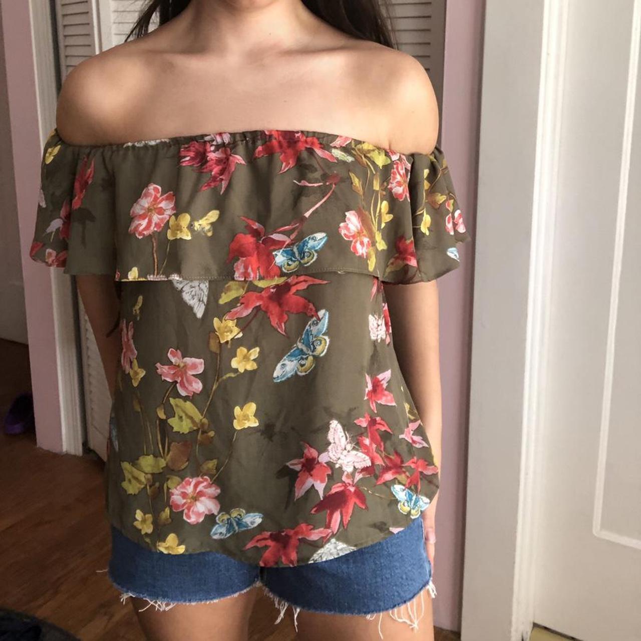 Maeve Off The Shoulder Ruffle Top Off the... - Depop