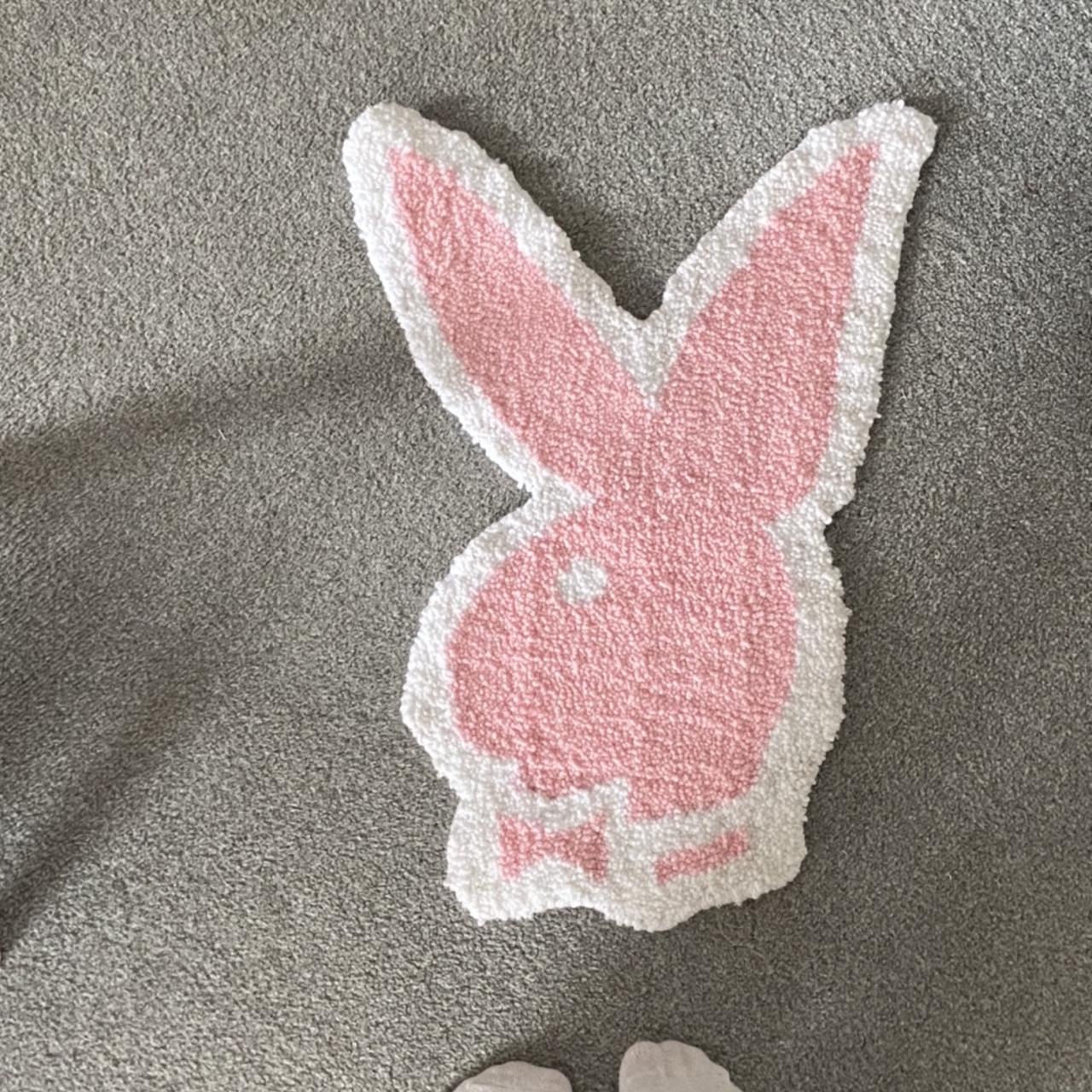 PLAYBOY BUNNY TUFTED RUG 🐰 This tufted rug has been - Depop