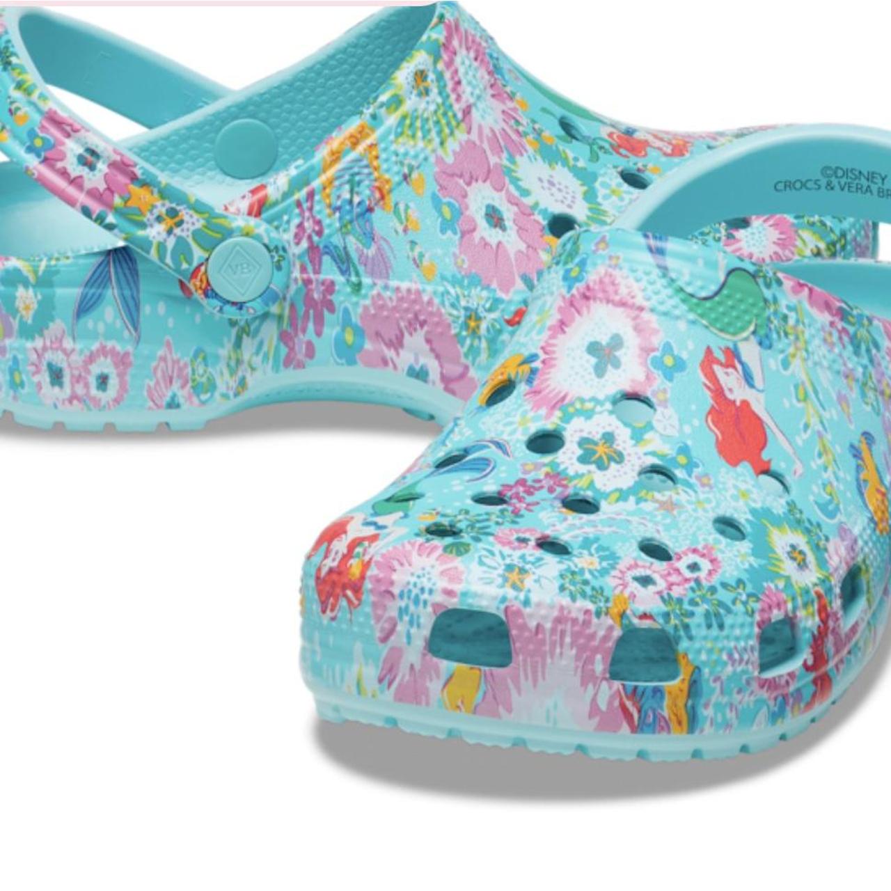 vera bradley crocs size 9