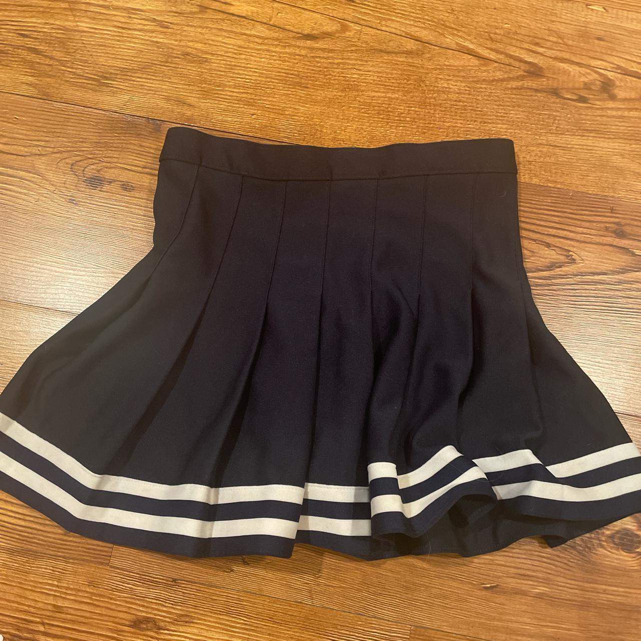 H&m cheerleader clearance skirt