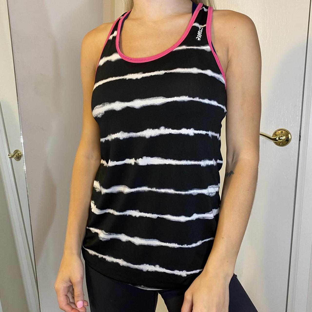 Reebok Women's Vest Depop